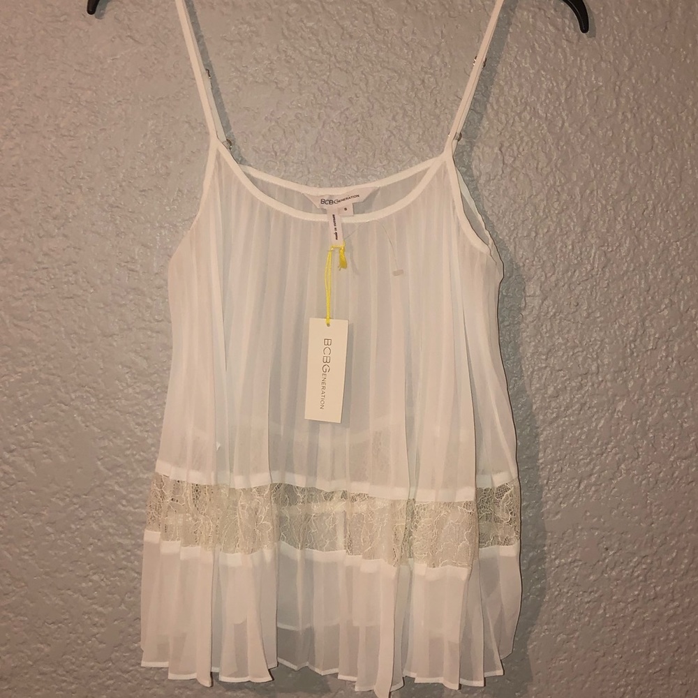 ✨NWT✨ BCBGeneration top